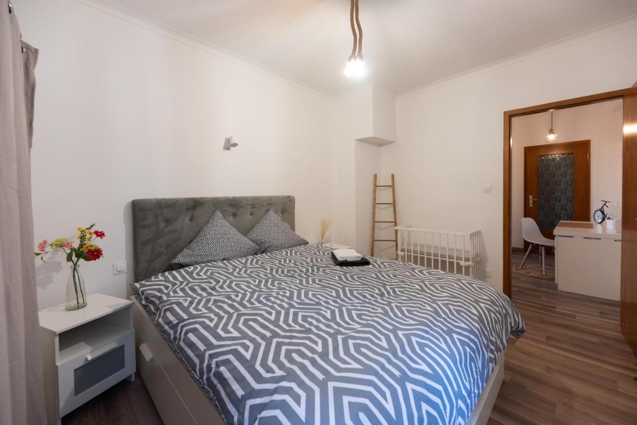 Appartement Cosy De 80 M2 Mulhouse Exterior foto